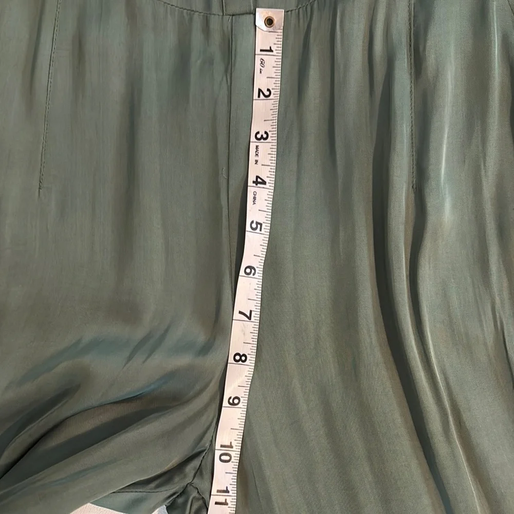 Chaser Green Jumpsuit Women's Sz Medium Vacation Summer